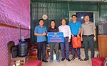 sepakbola champion Komite Partai Sekretaris Perguruan Tinggi Guru Hanshan Xing Xiaotao dan para pemimpin lainnya
